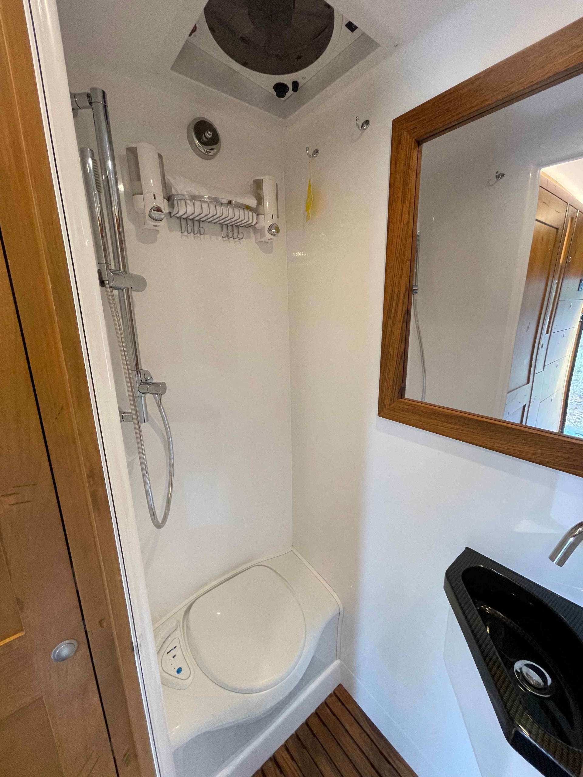 2020 EarthRoamer LTi-005