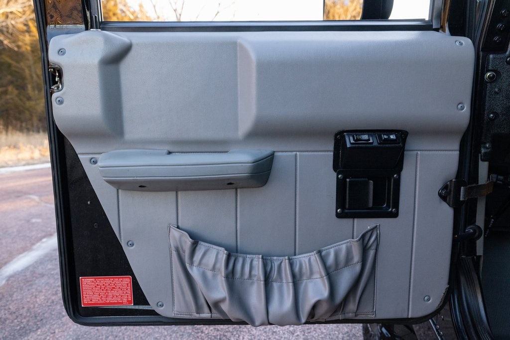 1999 Hummer H1