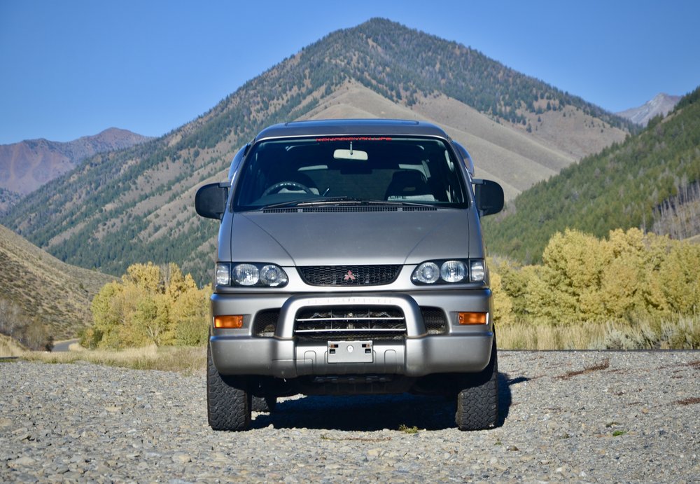 1998 Mitsubishi Delica L400 Spacegear