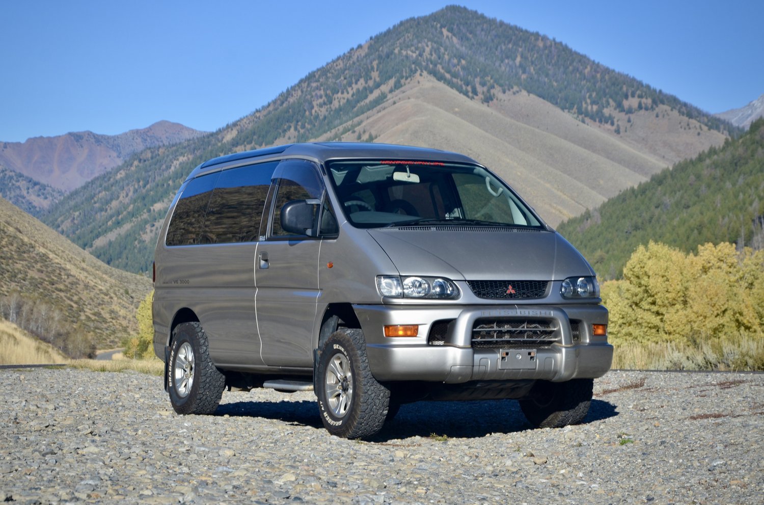 1998 Mitsubishi Delica L400 Spacegear