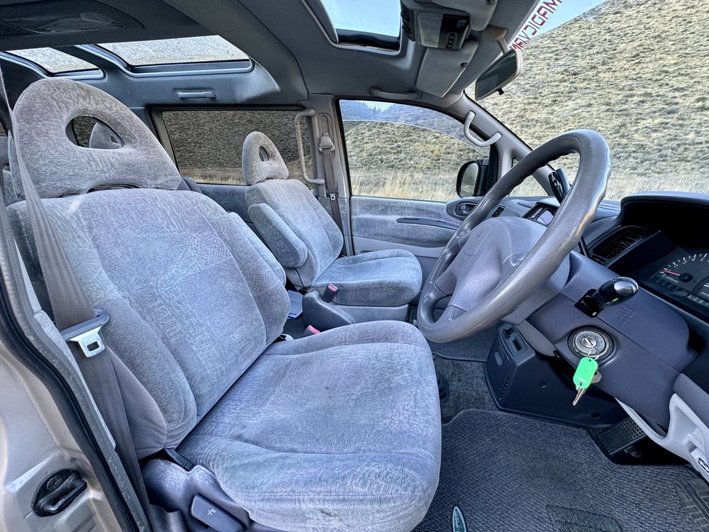 1998 Mitsubishi Delica L400 Spacegear