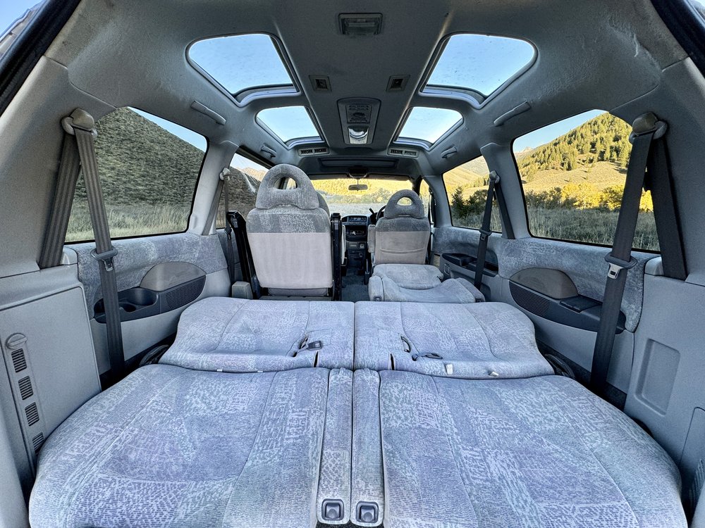 1998 Mitsubishi Delica L400 Spacegear