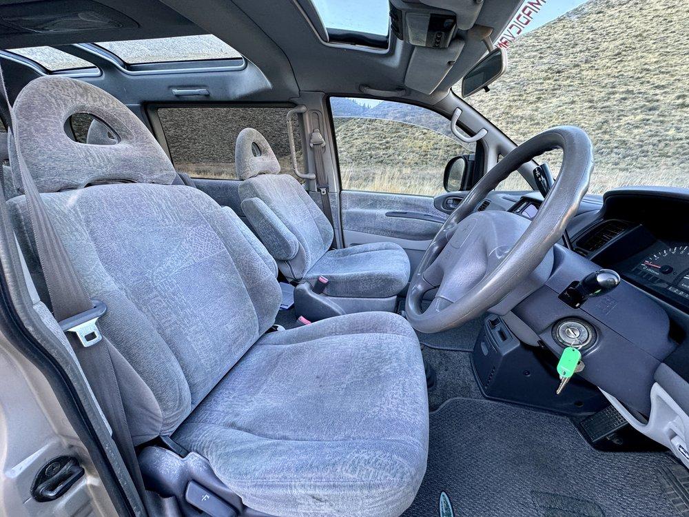 1998 Mitsubishi Delica L400 Spacegear
