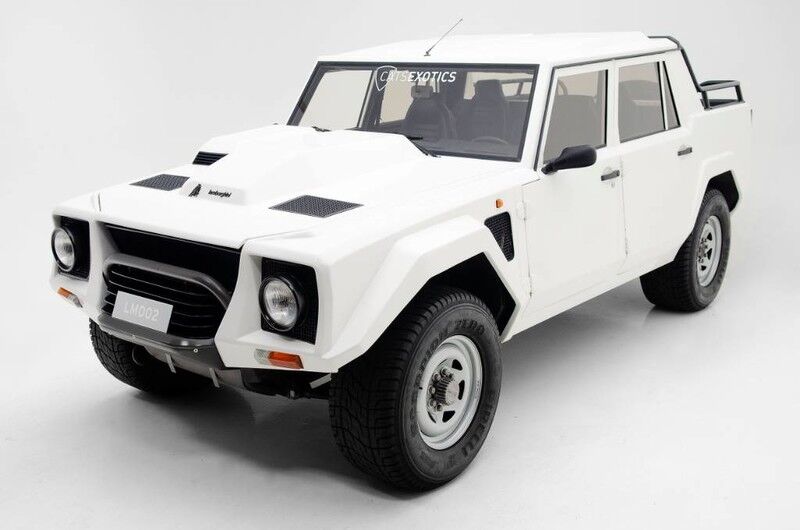 Sold: 1989 Lamborghini LM002 - 2