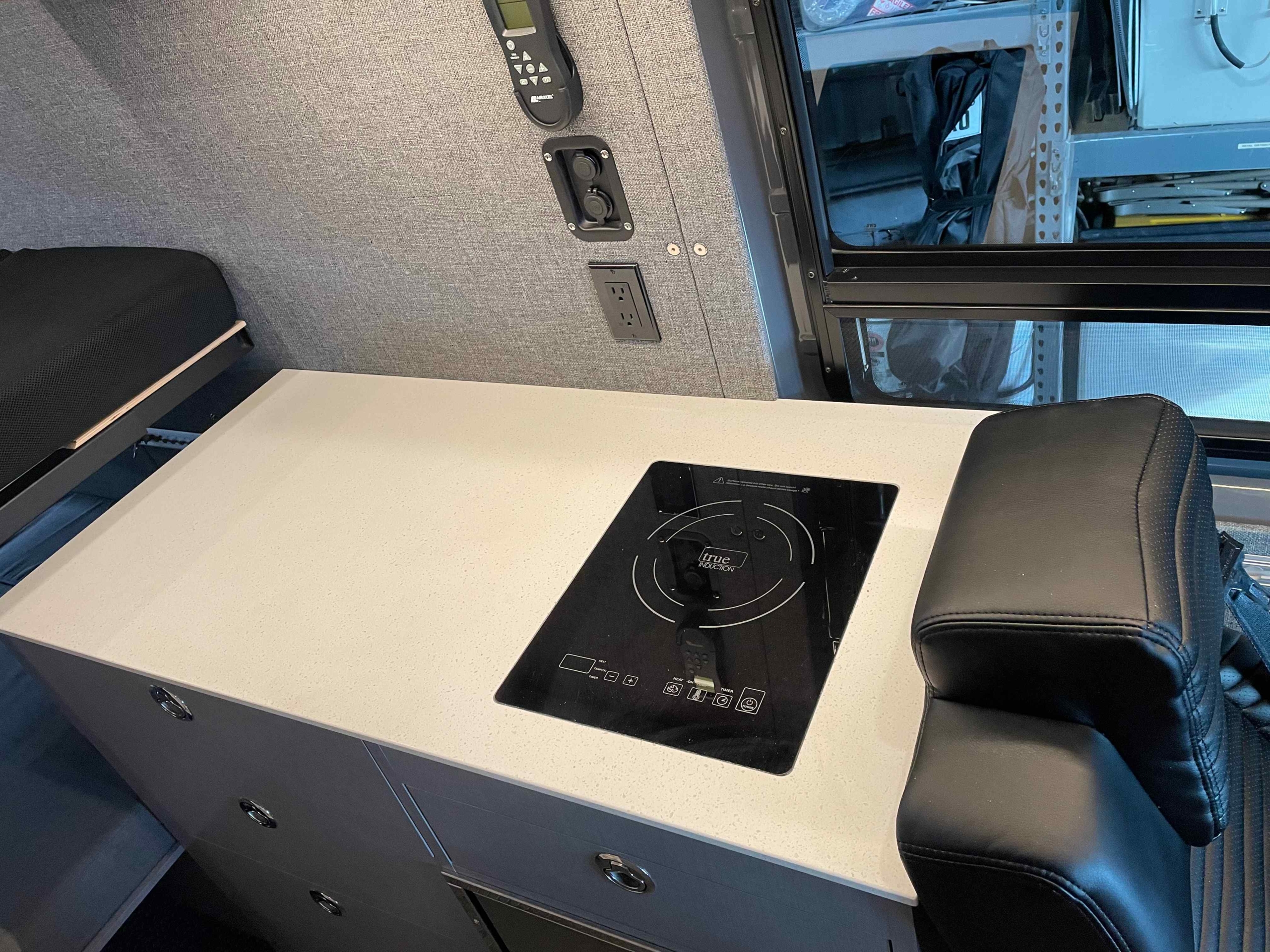 2022 Mercedes-Benz Sprinter 2500 170"