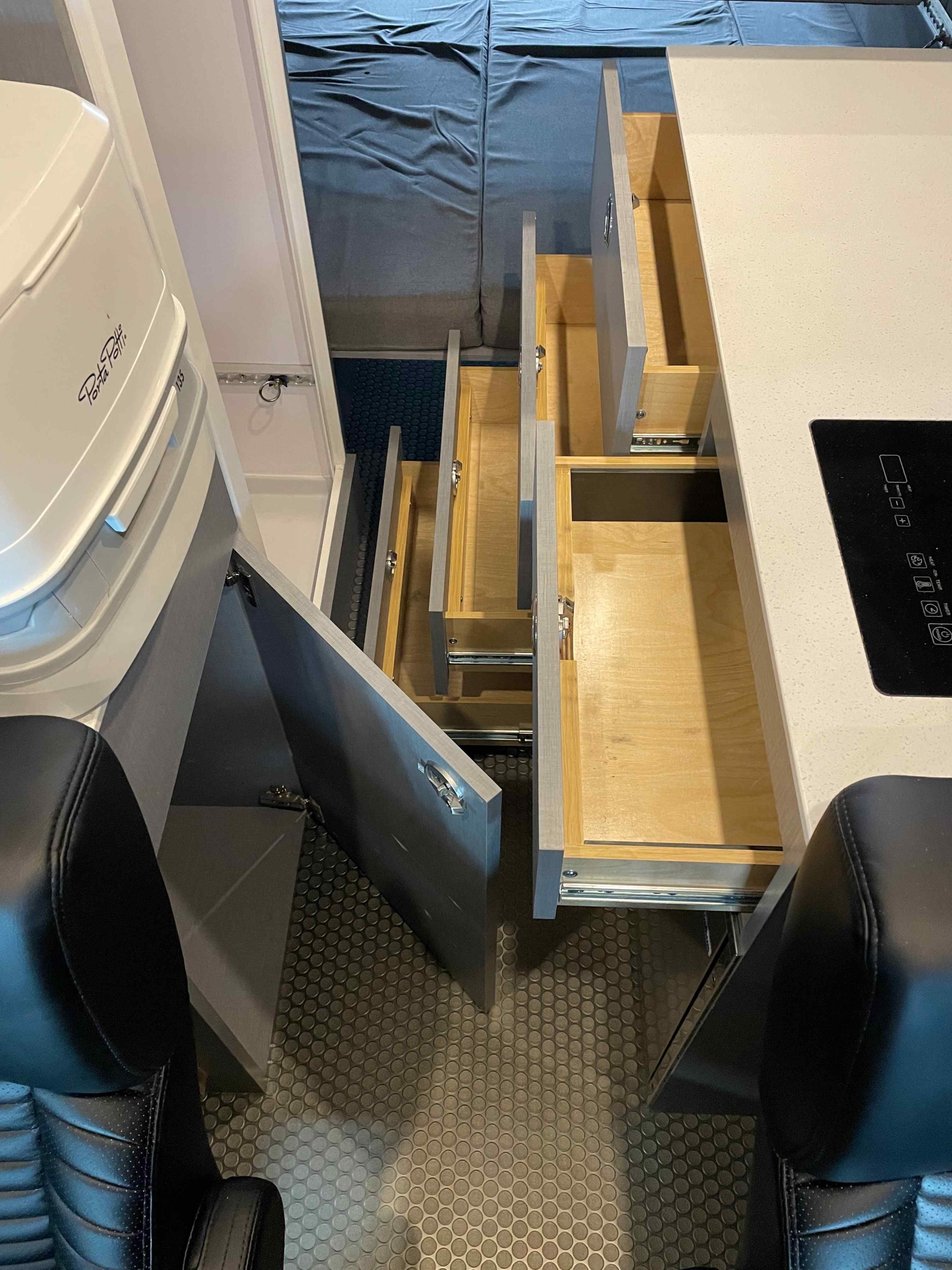 2022 Mercedes-Benz Sprinter 2500 170"