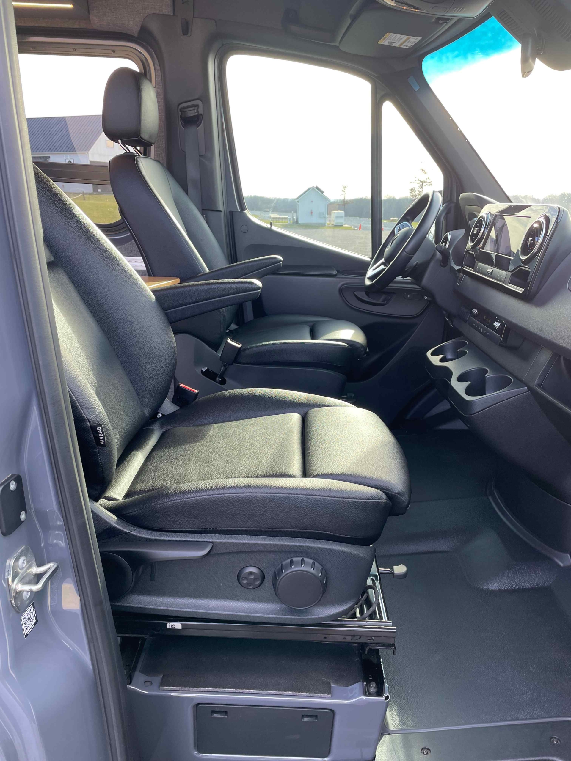 2022 Mercedes-Benz Sprinter 2500 170"