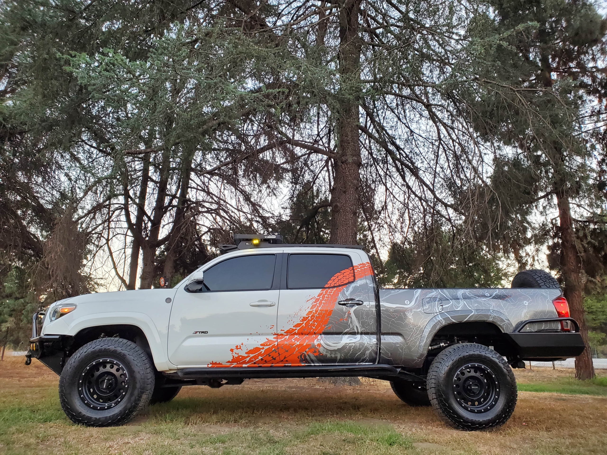 2016 Toyota Tacoma TRD Sport - 3