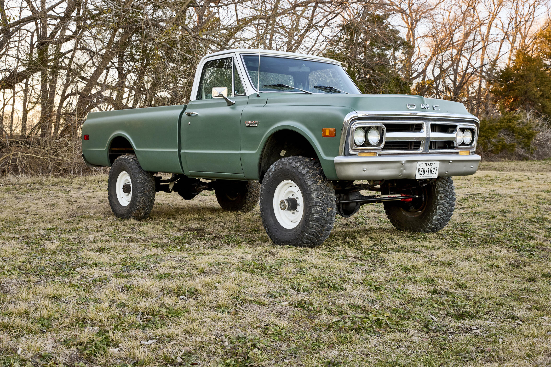 Sold: 1972 GMC 2500 Super Custom 4x4 - 3