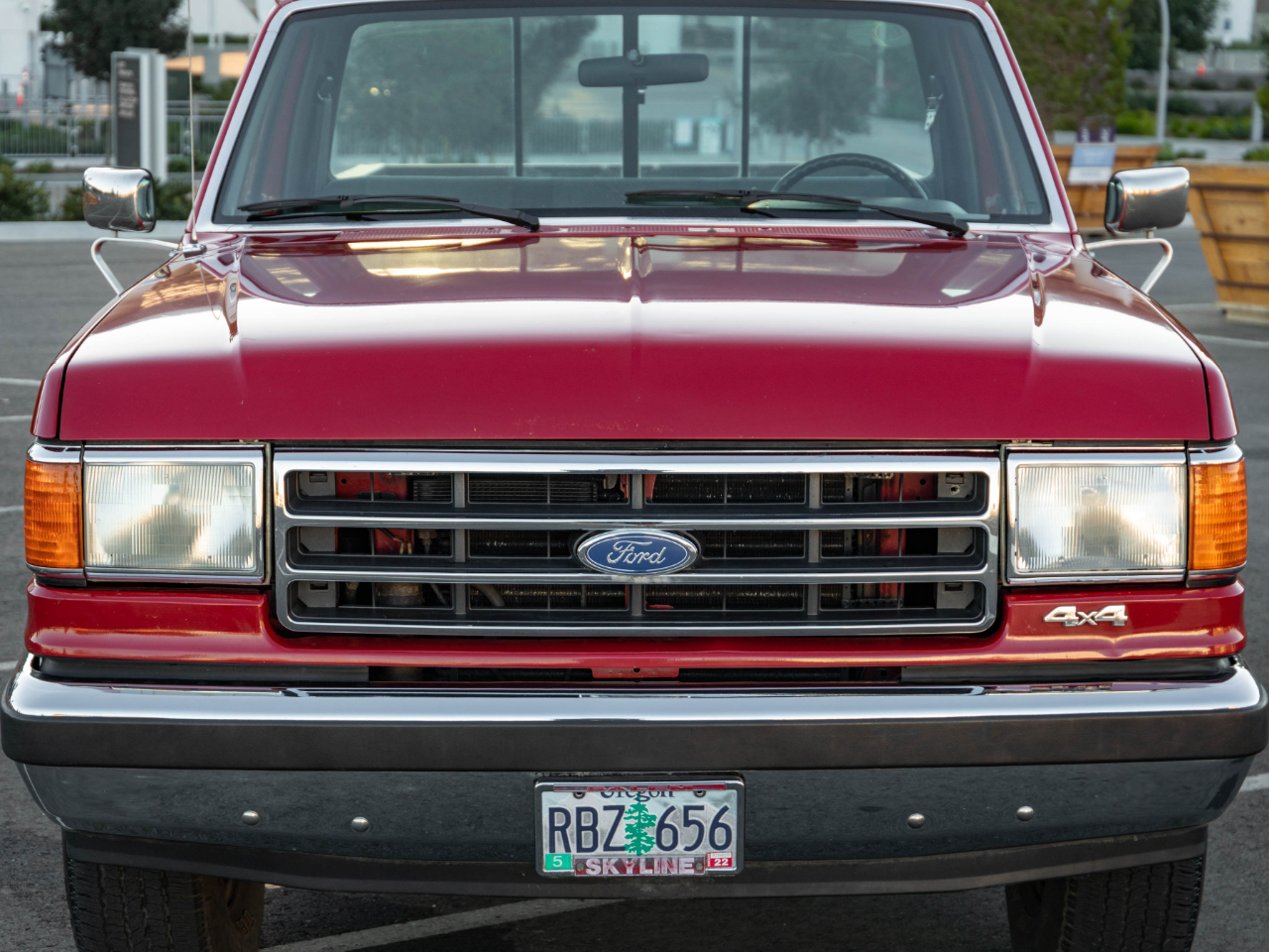 Sold: 1990 Ford F-150 XL Regular Cab 4x4