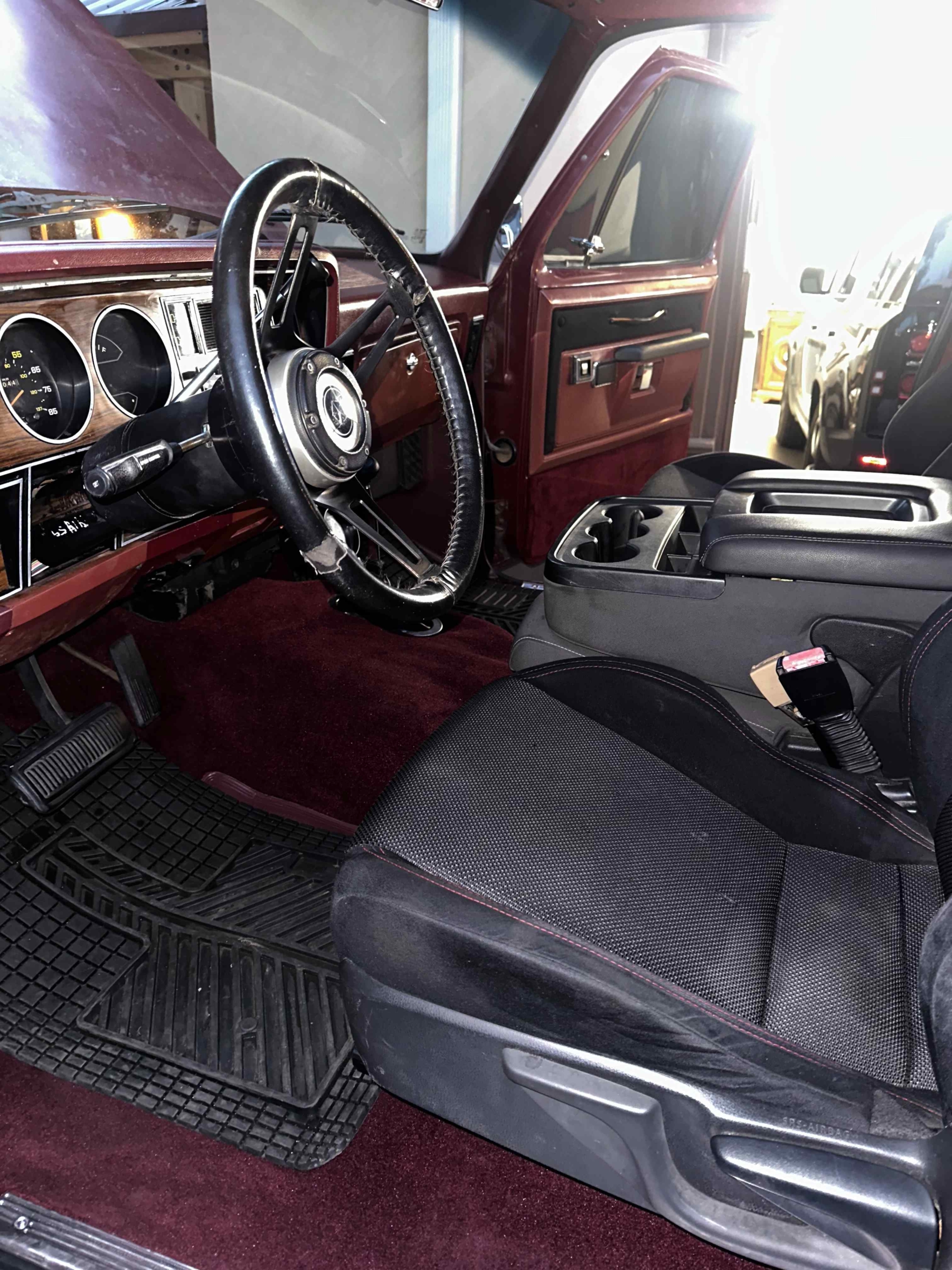 1983 Dodge Ramcharger 150 4×4