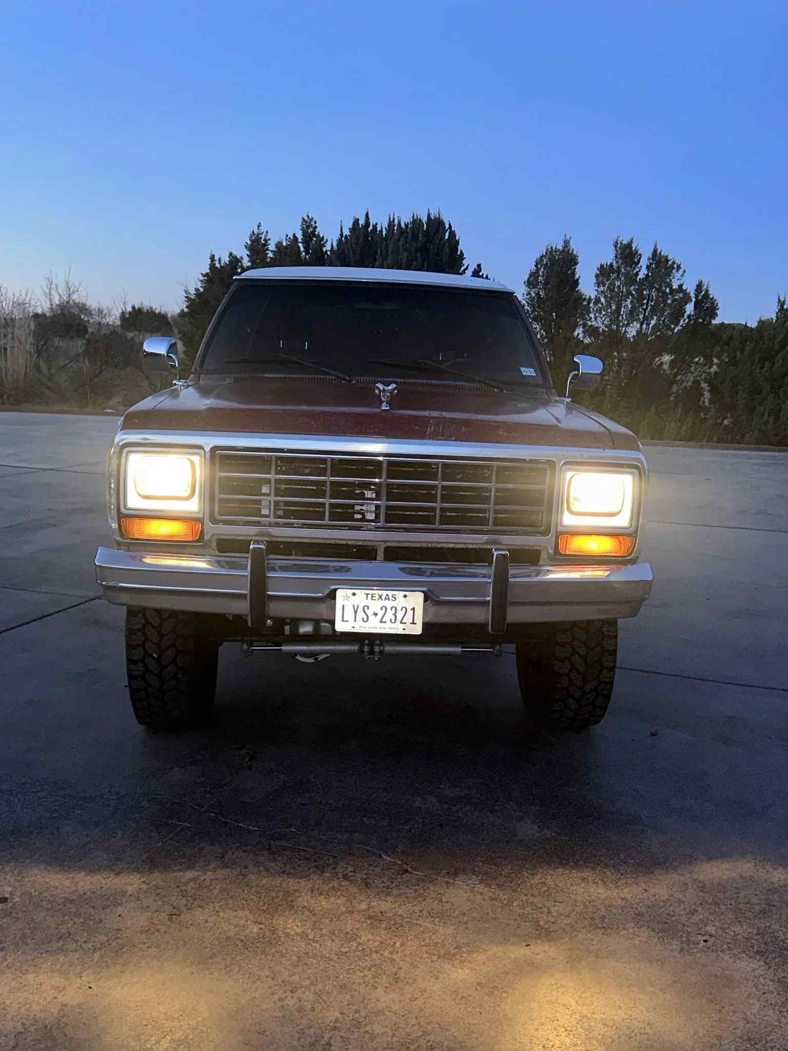 1983 Dodge Ramcharger 150 4×4