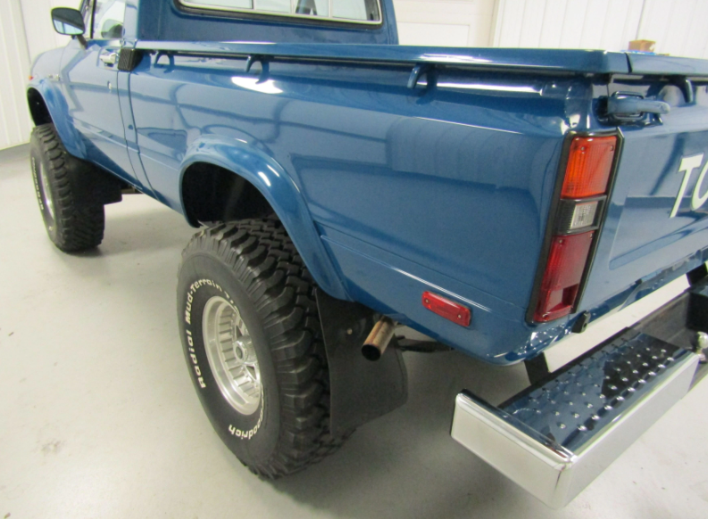 Sold: 1980 Toyota Hilux