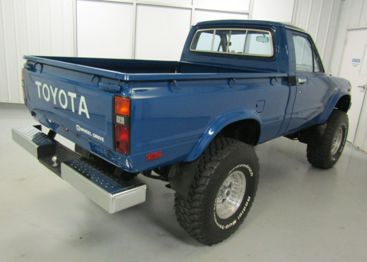 Sold: 1980 Toyota Hilux