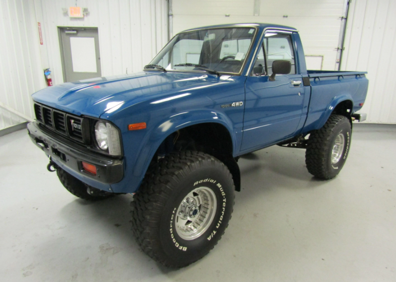 Sold: 1980 Toyota Hilux
