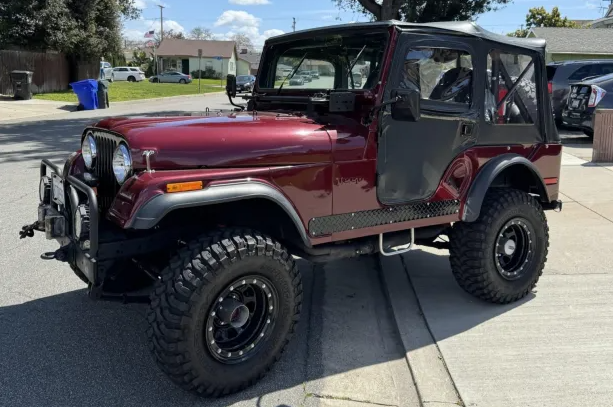 Sold: 1974 Jeep CJ-5 4x4