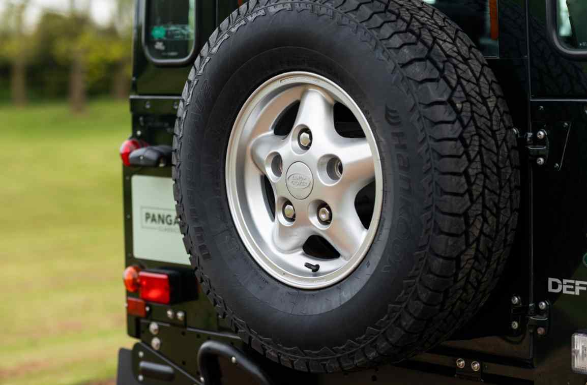 1998 Land Rover Defender 90