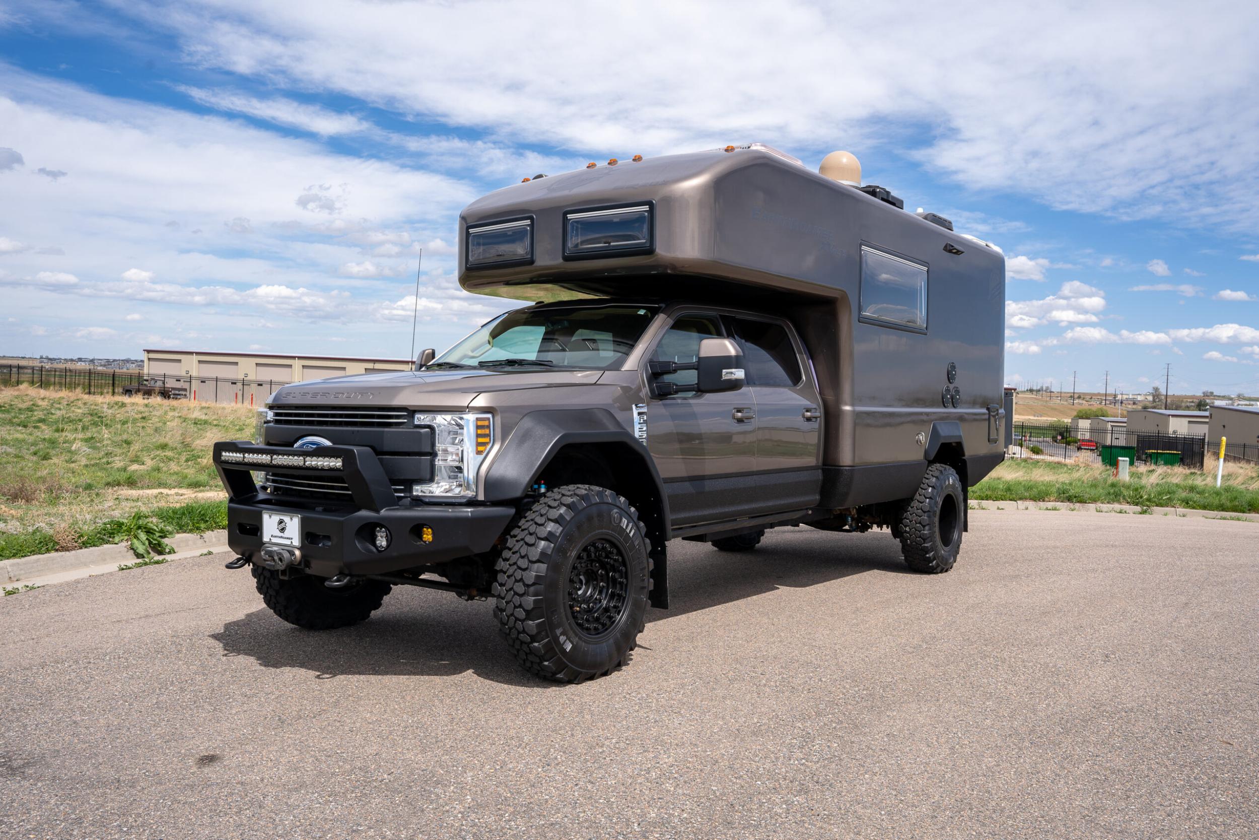 2018 EarthRoamer XV-LTS 202