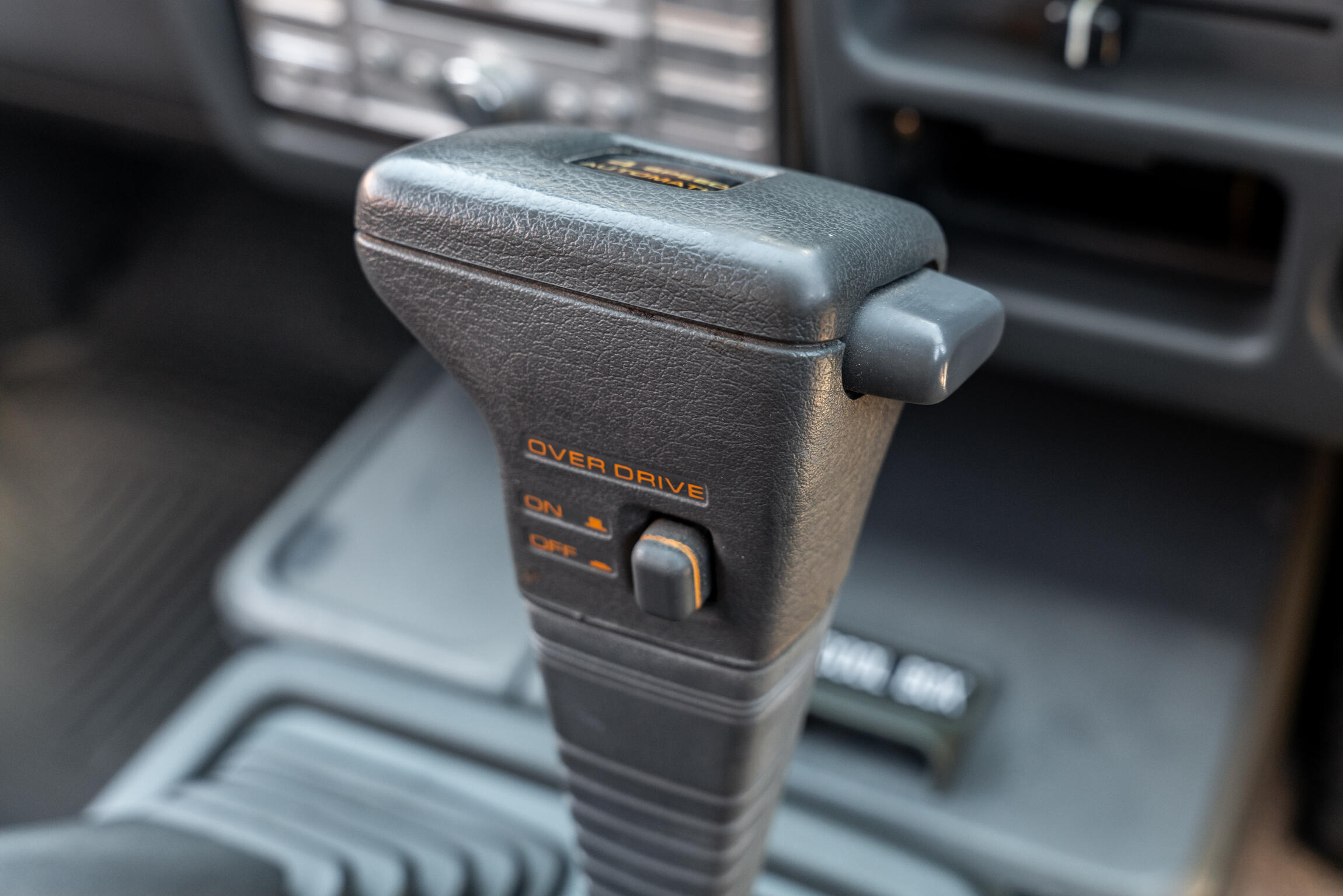 Sold: 1992 Mitsubishi Delica Star Wagon Super Exceed 4x4