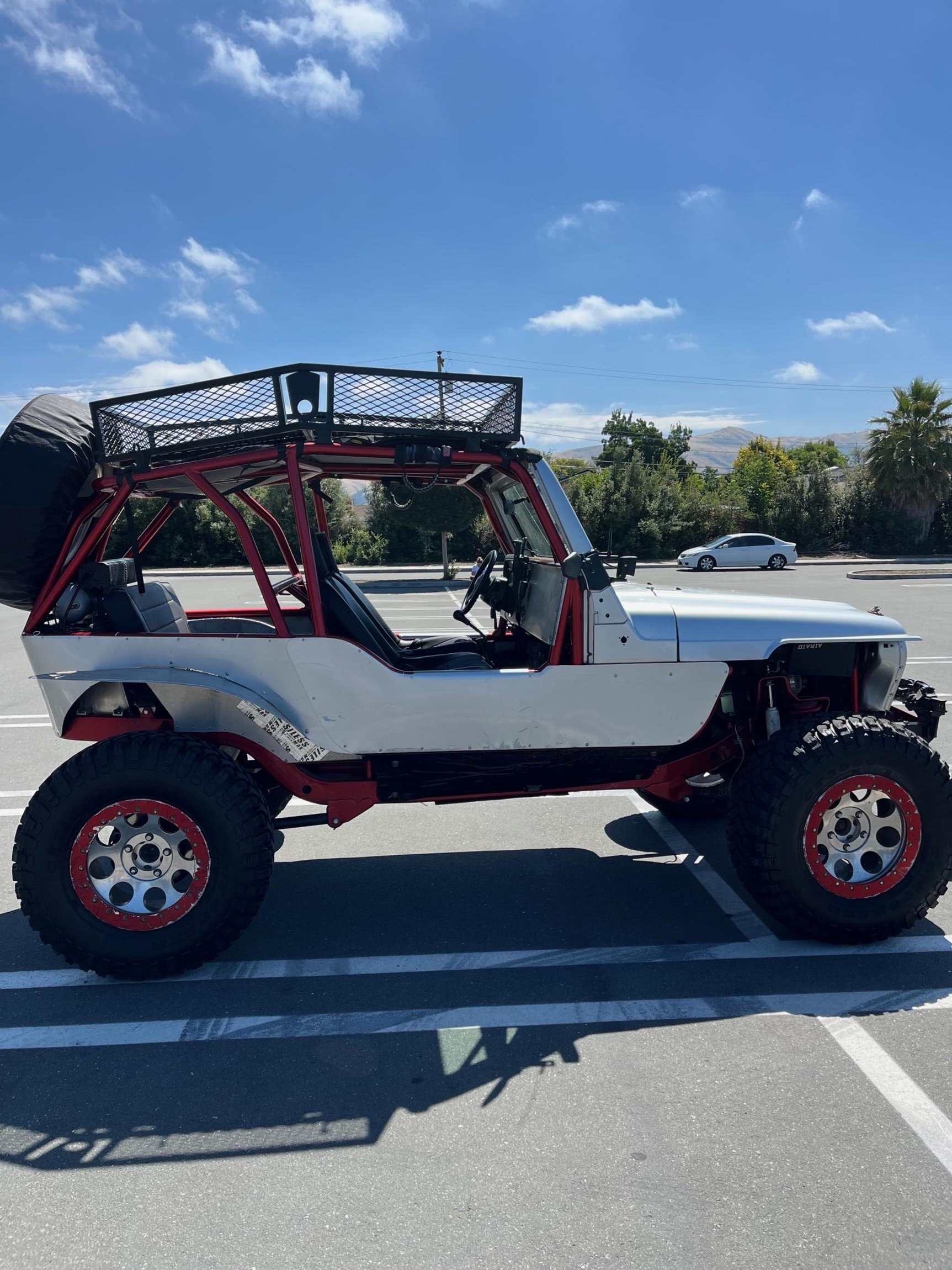 Rock-Crawling 1999 Jeep Wrangler TJ Sahara