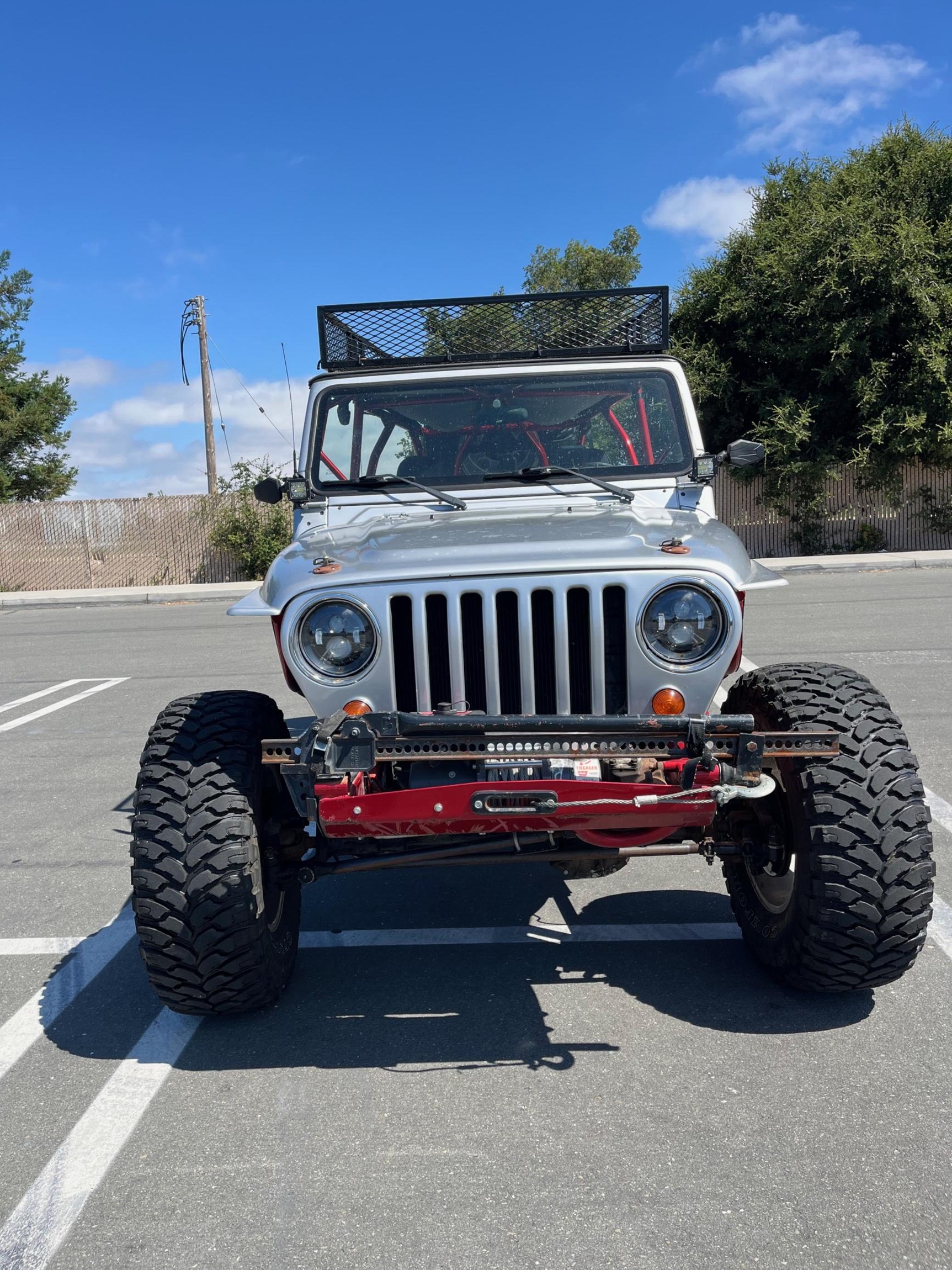 Rock-Crawling 1999 Jeep Wrangler TJ Sahara - 3