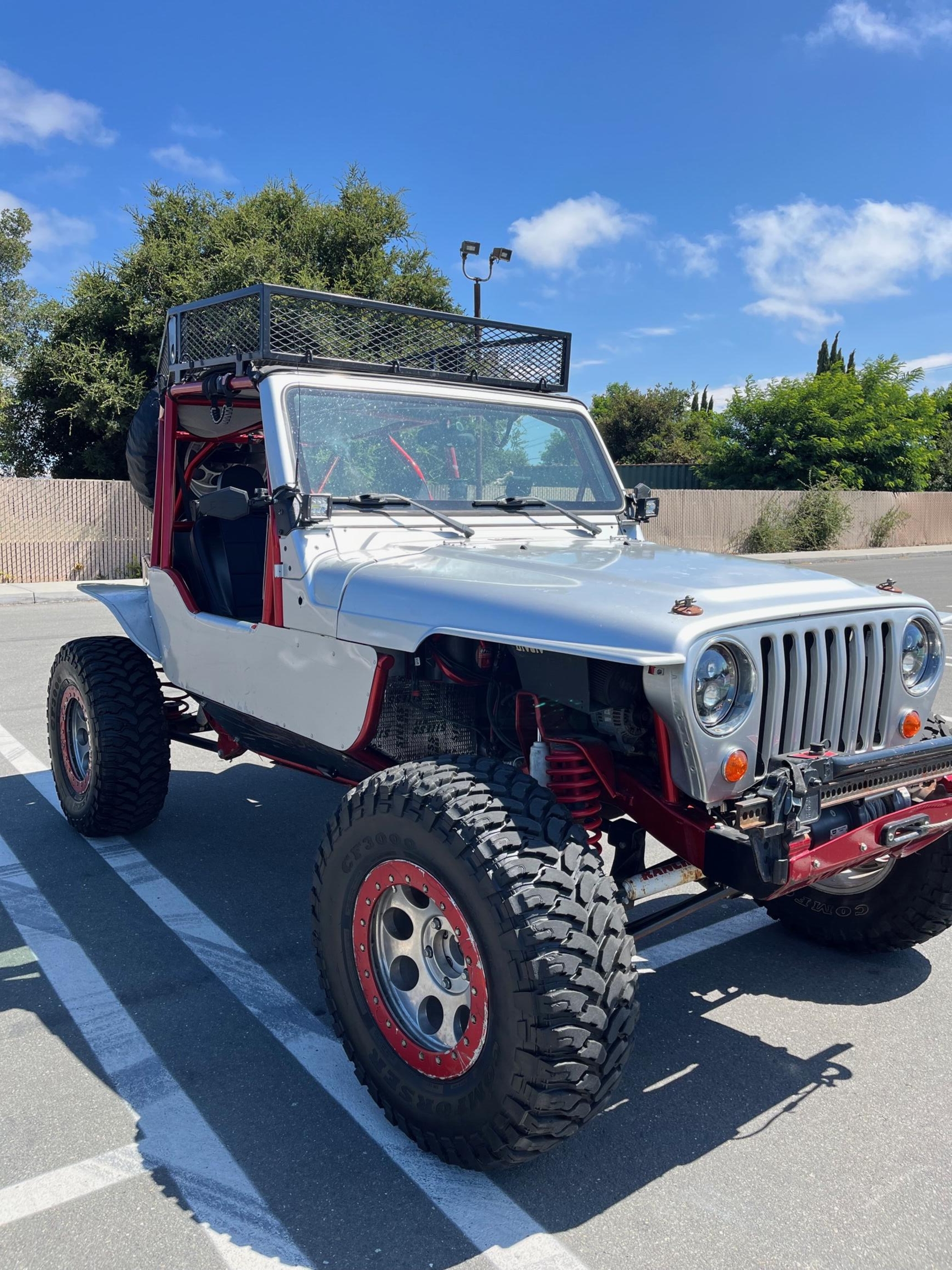 Rock-Crawling 1999 Jeep Wrangler TJ Sahara