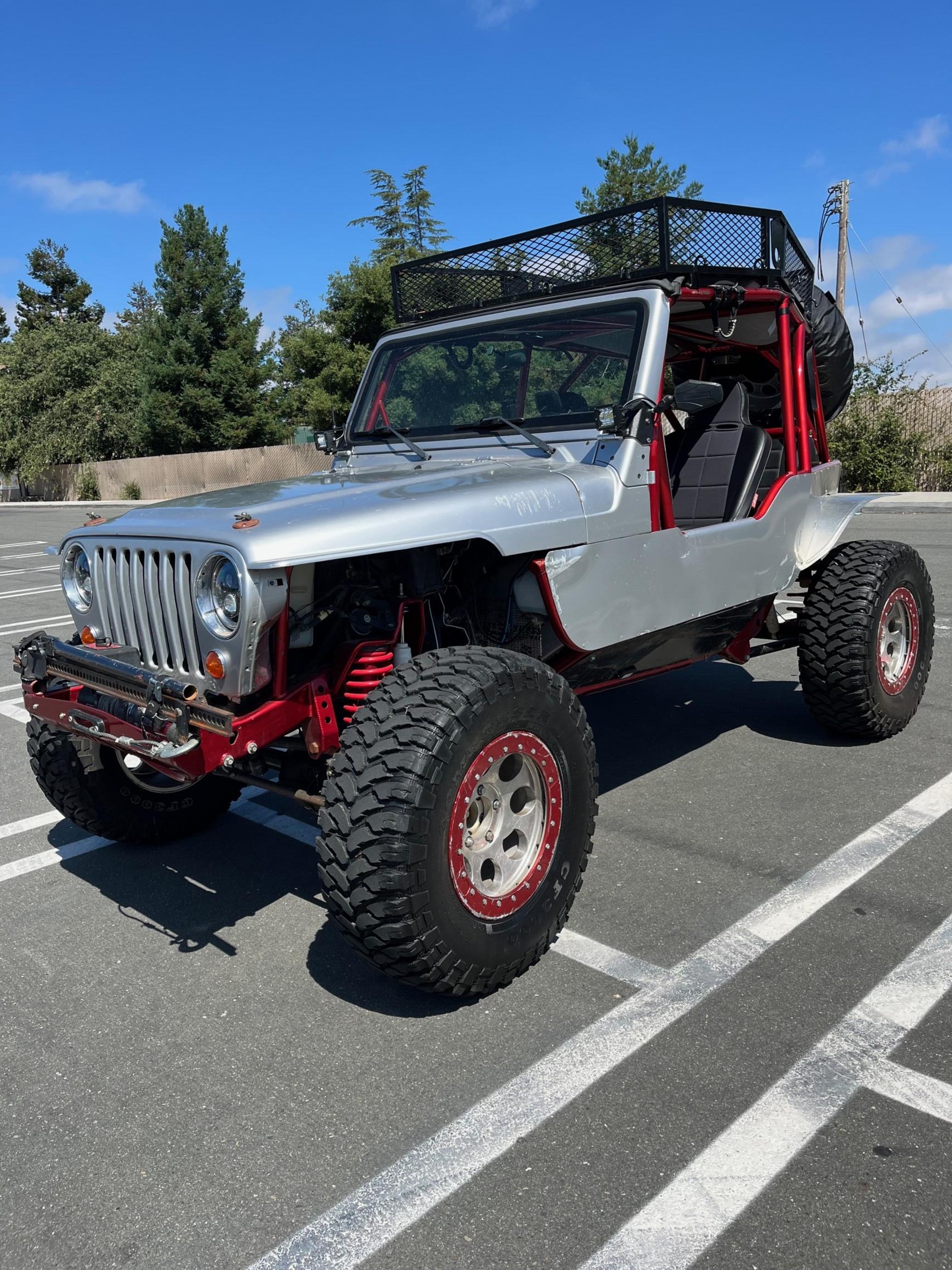Rock-Crawling 1999 Jeep Wrangler TJ Sahara - 2