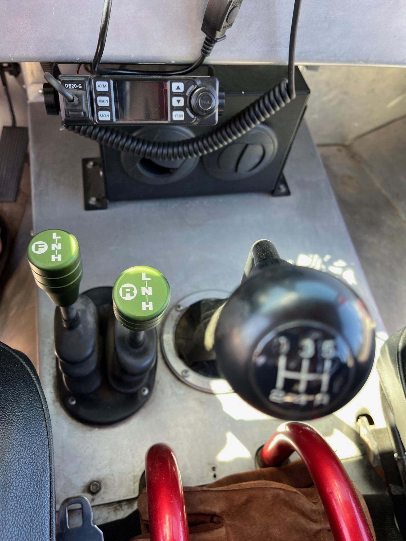 Rock-Crawling 1999 Jeep Wrangler TJ Sahara