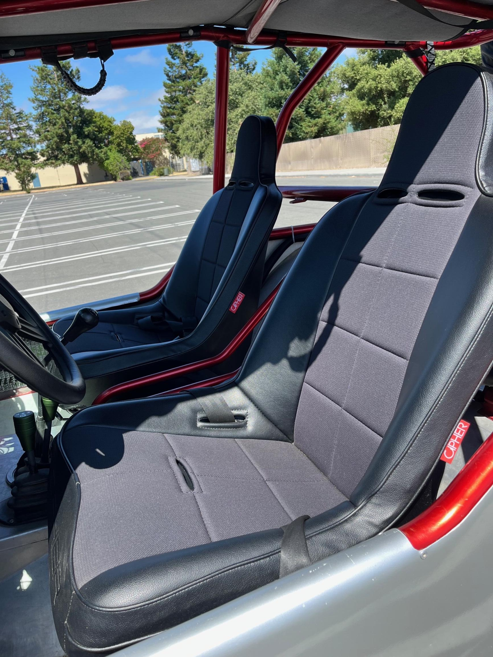 Rock-Crawling 1999 Jeep Wrangler TJ Sahara