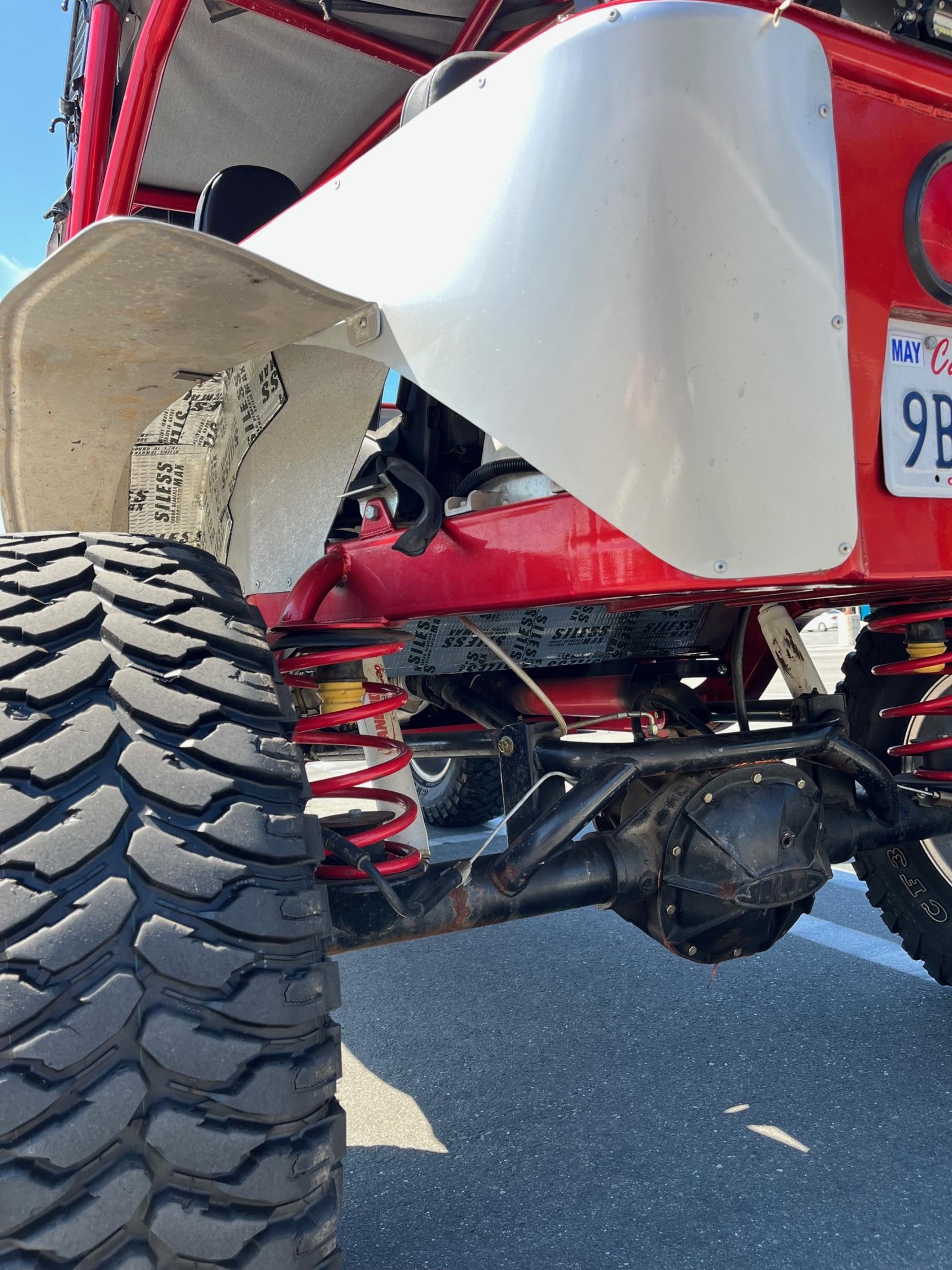 Rock-Crawling 1999 Jeep Wrangler TJ Sahara