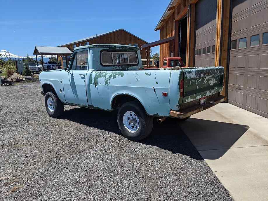 1972 International Harvester 1110 - 5