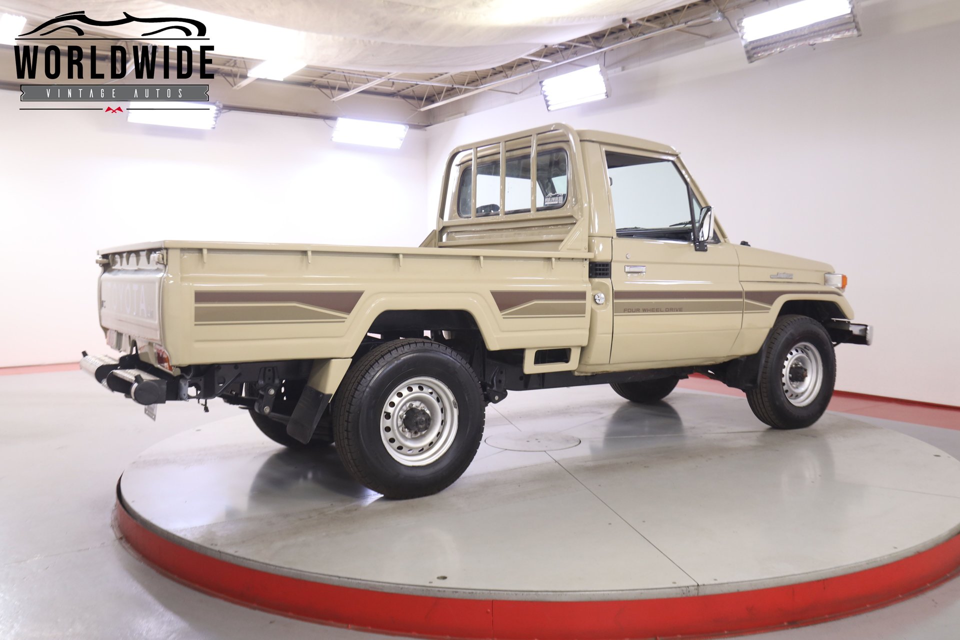 1991 Toyota FJ75 Land Cruiser Pickup - 5