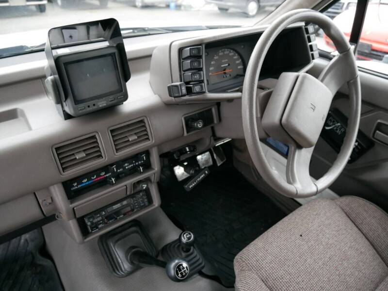 1992 Isuzu Rodeo Camper