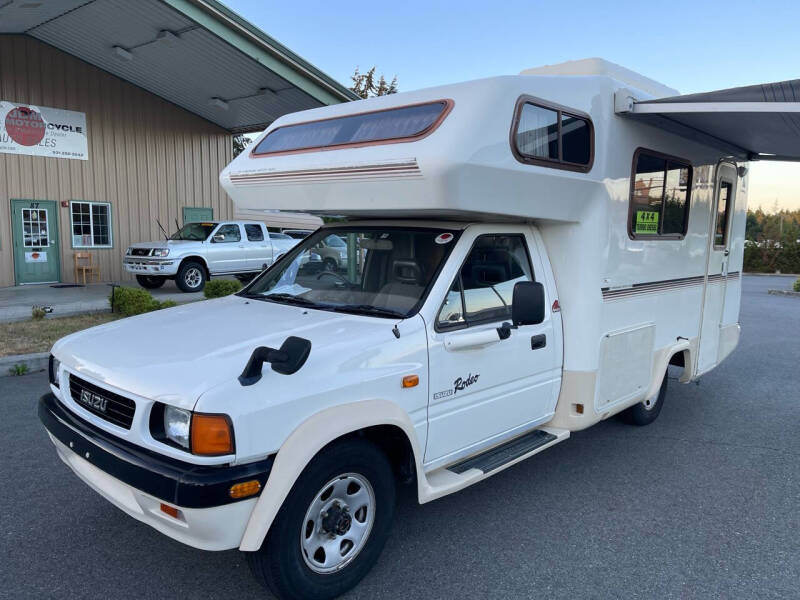 1992 Isuzu Rodeo Camper - 2