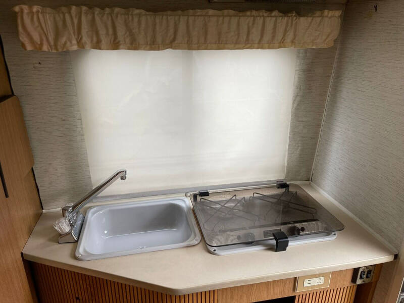 1992 Isuzu Rodeo Camper