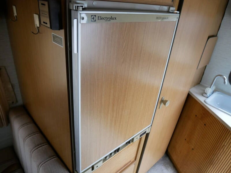 1992 Isuzu Rodeo Camper