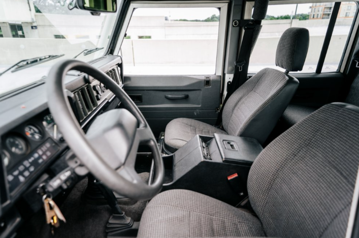 1993 Land Rover Defender 110 NAS