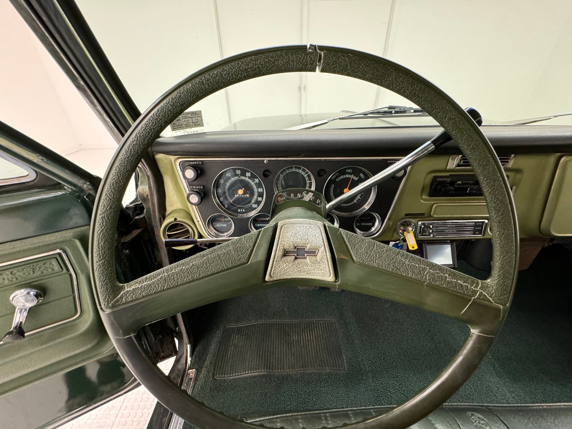 1972 Chevrolet Suburban - 2