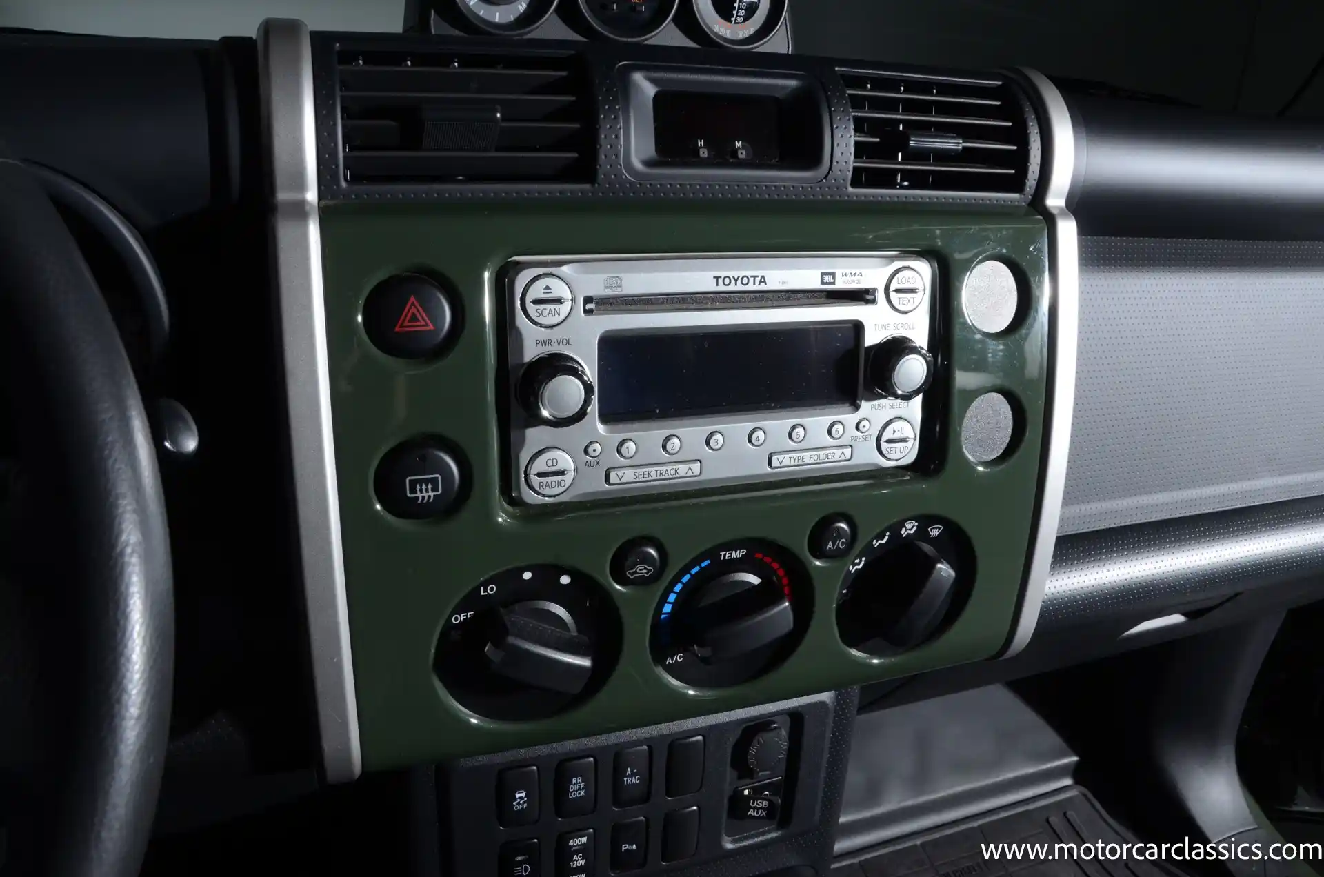 30k-Mile 2014 Toyota FJ Cruiser 4×4