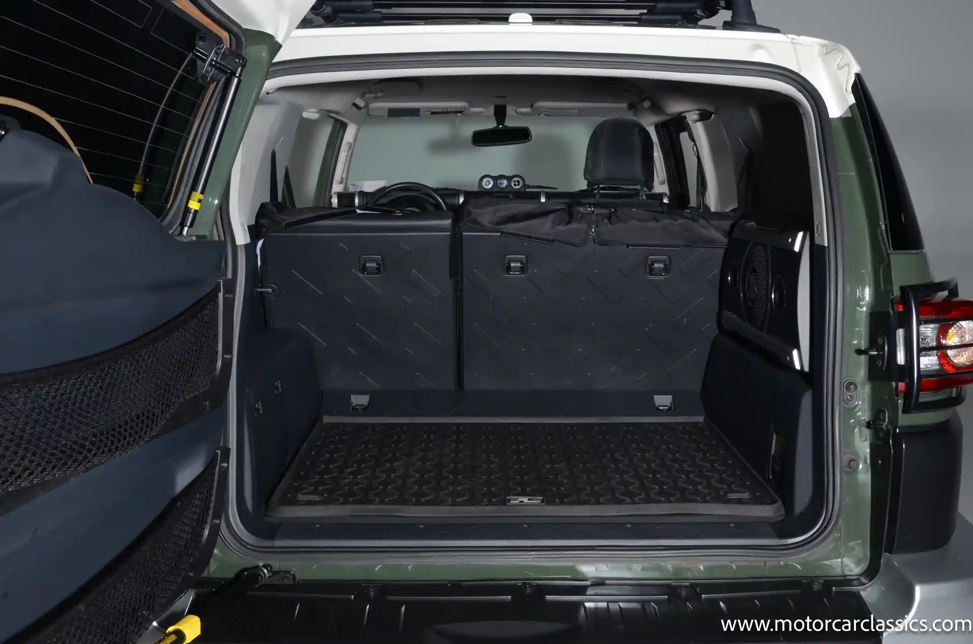 30k-Mile 2014 Toyota FJ Cruiser 4×4