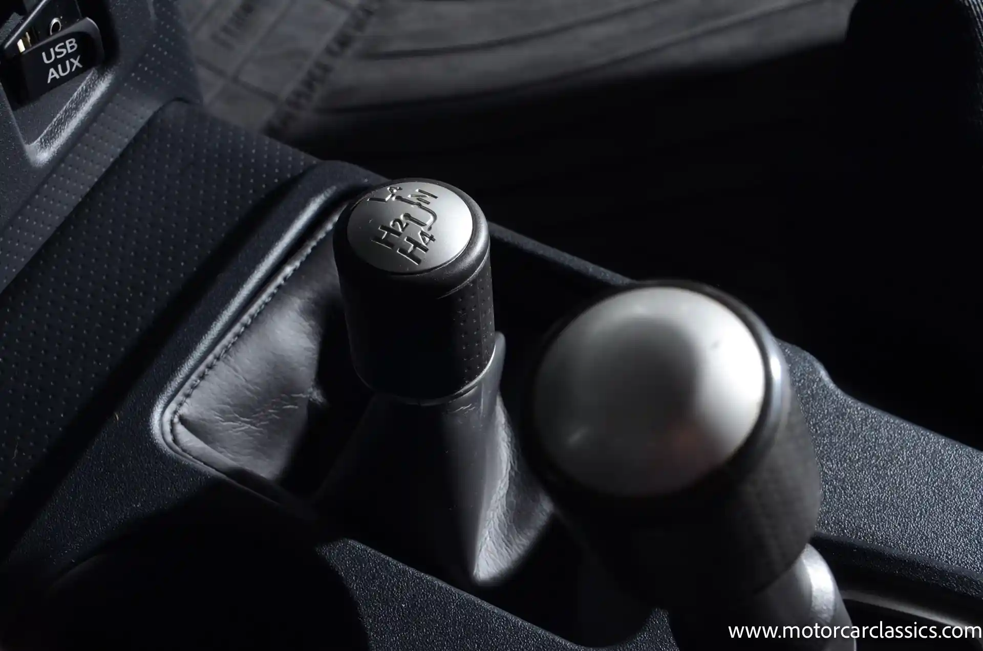 30k-Mile 2014 Toyota FJ Cruiser 4×4