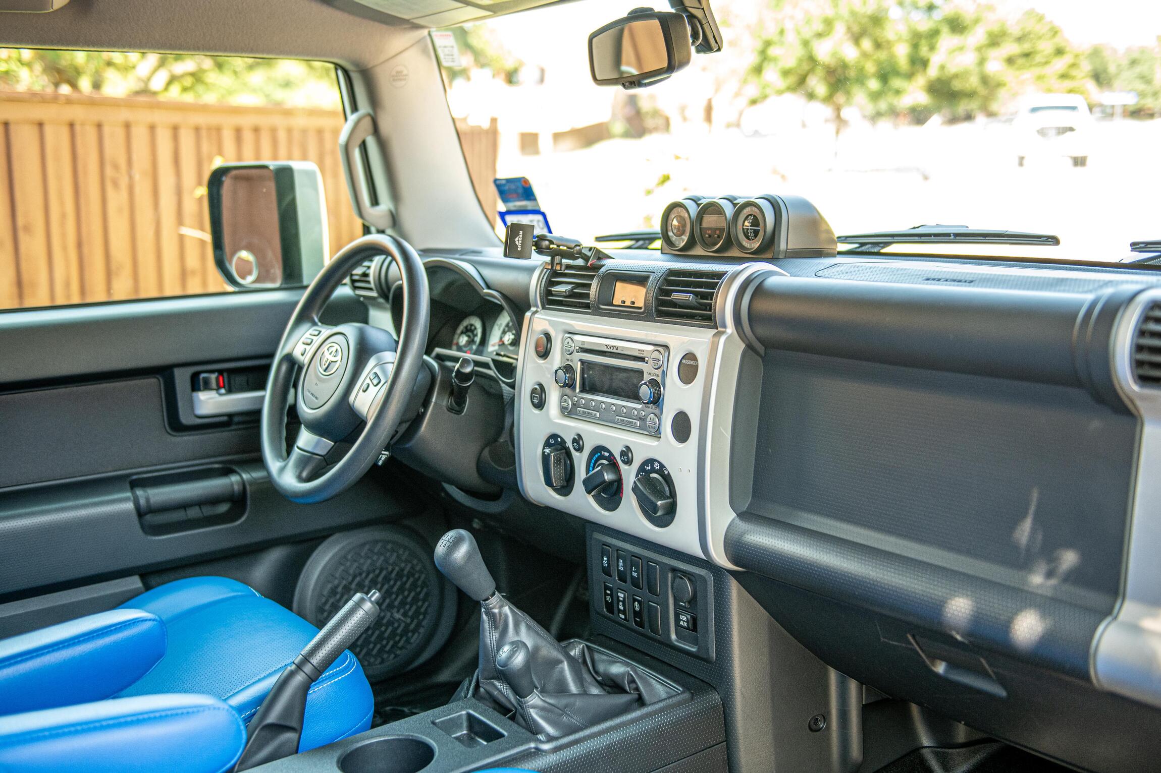 Sold: Modified 2014 Toyota FJ Cruiser