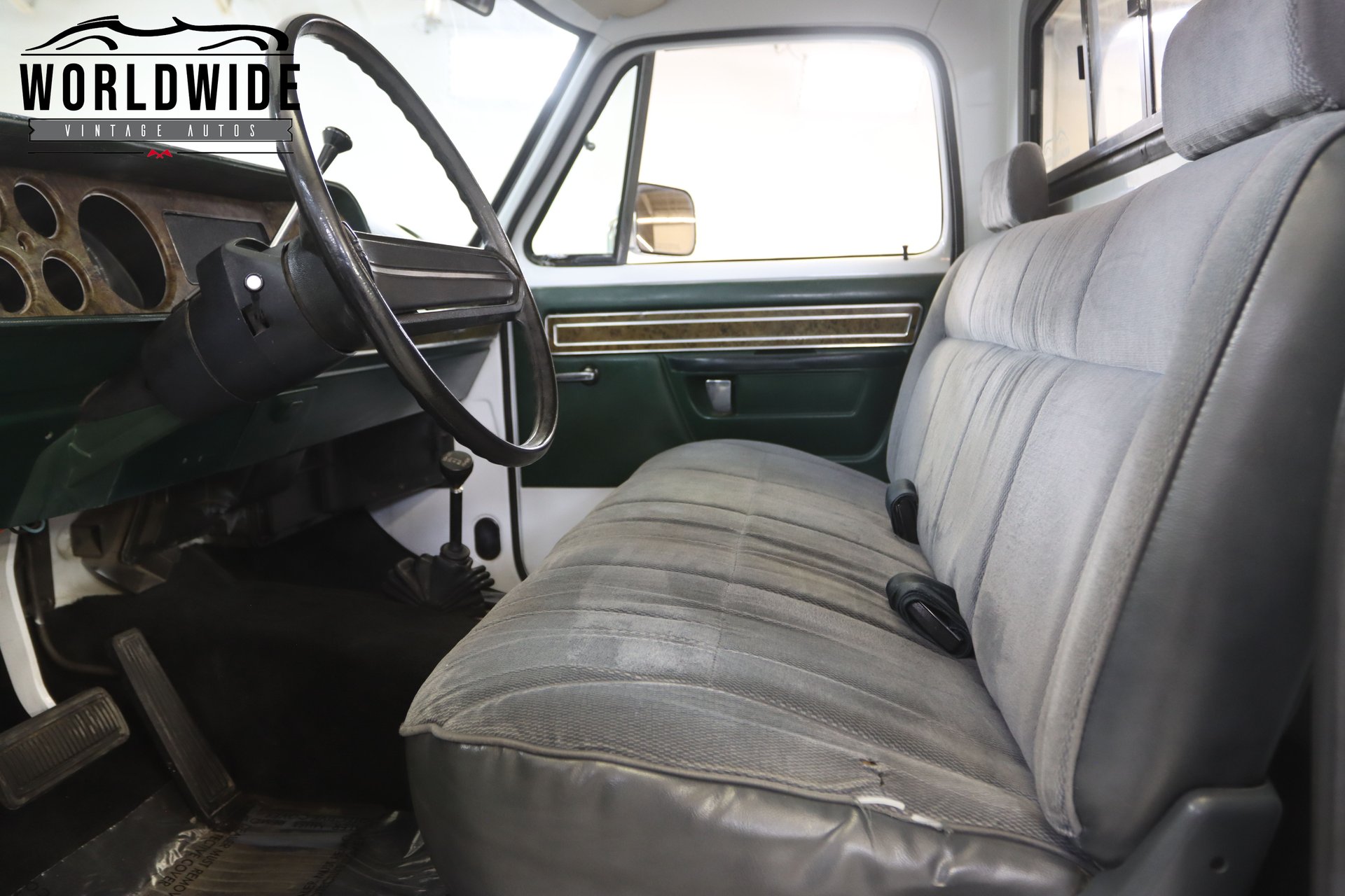 Sold: 1976 Dodge W200 Pickup 4x4