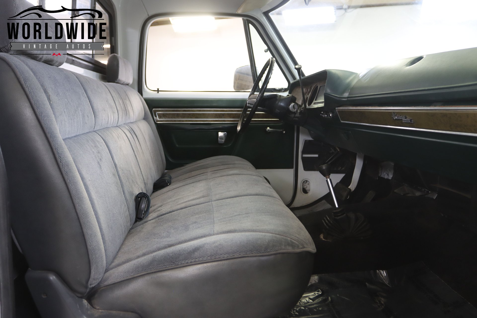 Sold: 1976 Dodge W200 Pickup 4x4