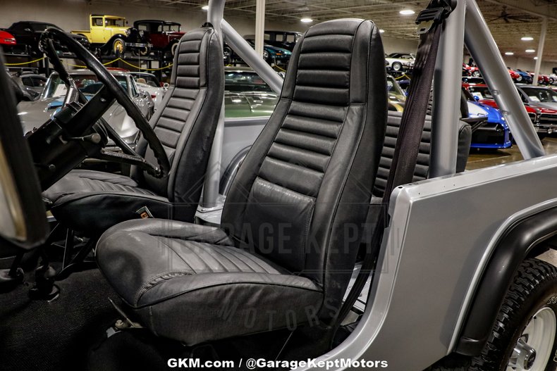 1983 Jeep CJ-8 Scrambler - 4