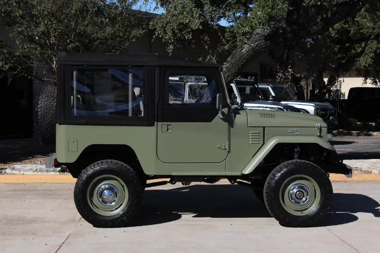 Icon-Built 1963 Toyota Land Cruiser FJ40