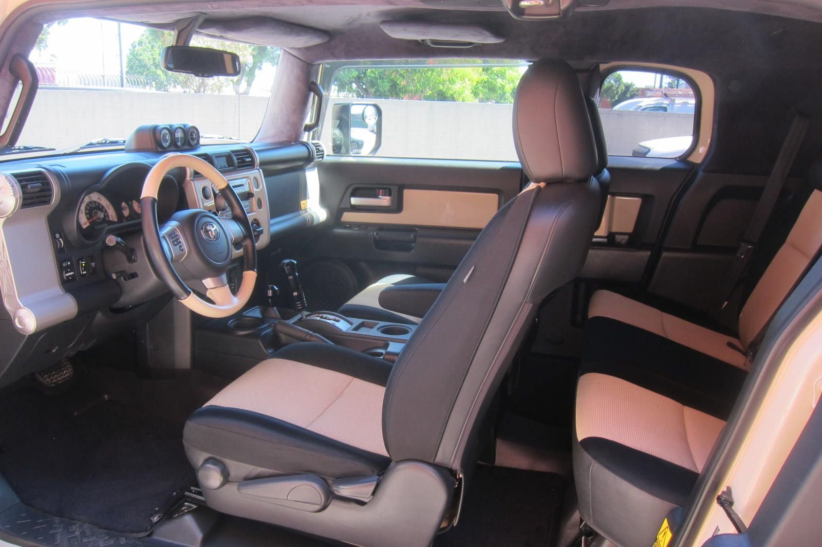 2010 Toyota FJ Cruiser Trail Teams Edition 4×4