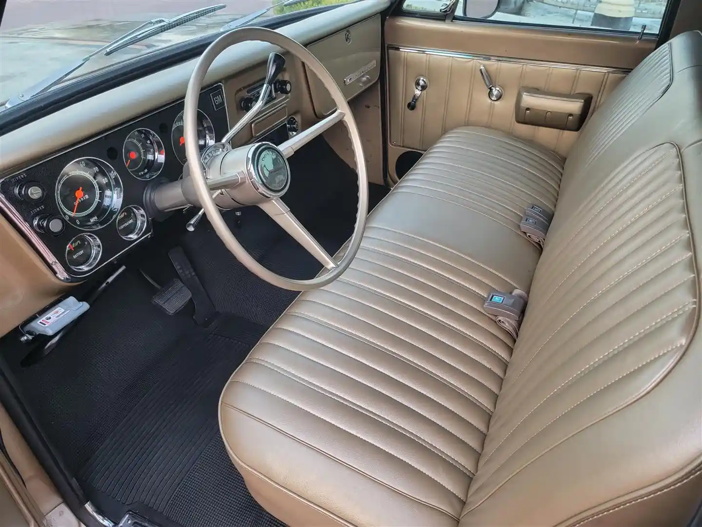 Cummins-Powered 1968 Chevrolet C-20 Custom - 5