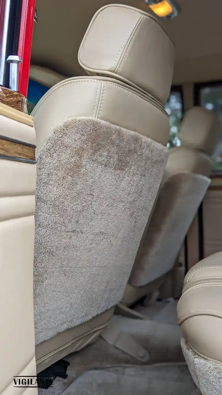 6.2L HEMI V8-Powered Jeep Grand Wagoneer 1988