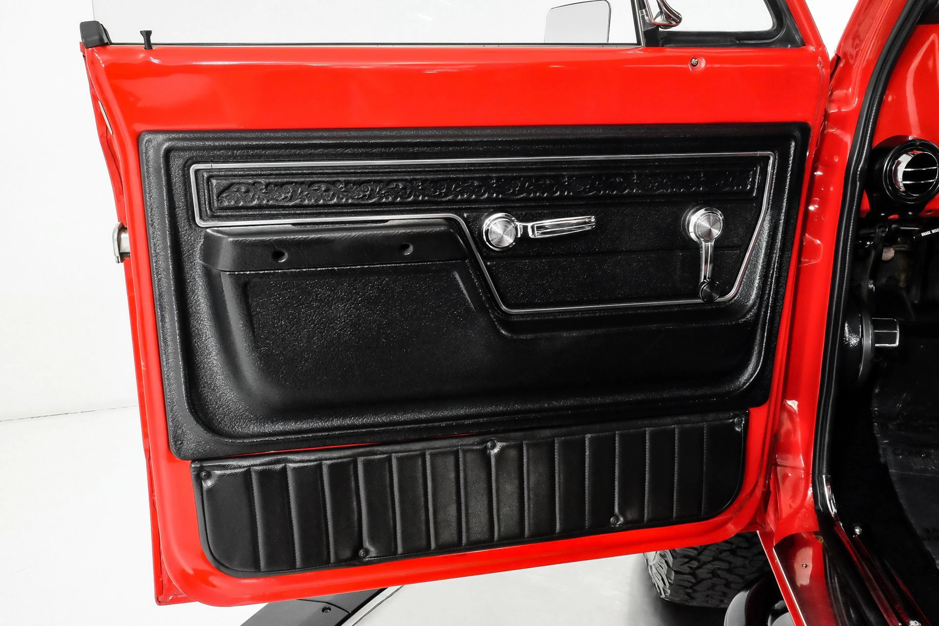 Sold: 1972 GMC Jimmy Custom